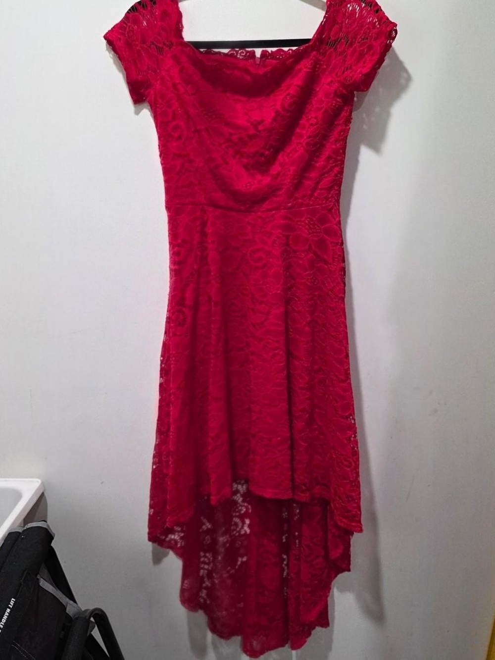 Women's Red Lace High-Low Dress - Elegant Evening Style